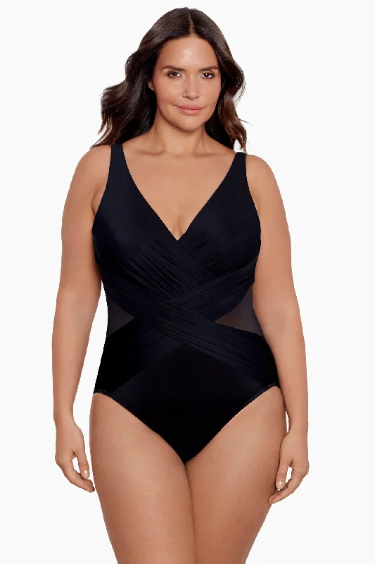 Luxury Fashion Plus Size Crossover One Piece Swimsuit