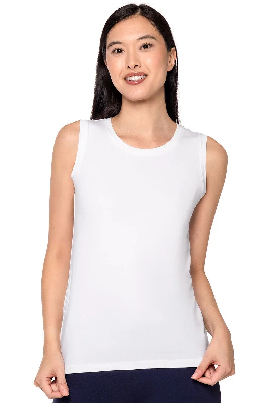 Rustic Countryside Charm Look Women's Morada Everyday Basic Tank | White