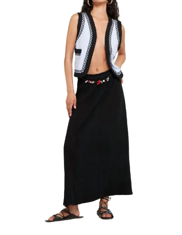 Fashion Forward Lilou Skirt In Black