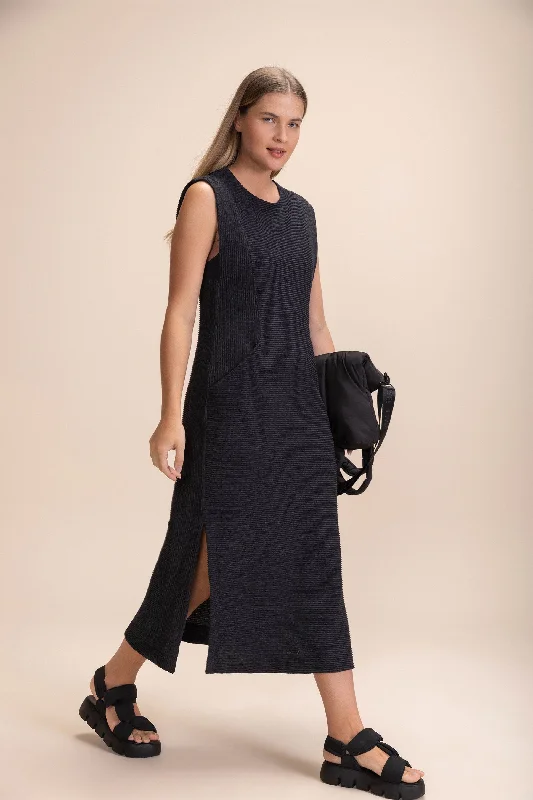 Don't Miss Out Bold Midi Dress