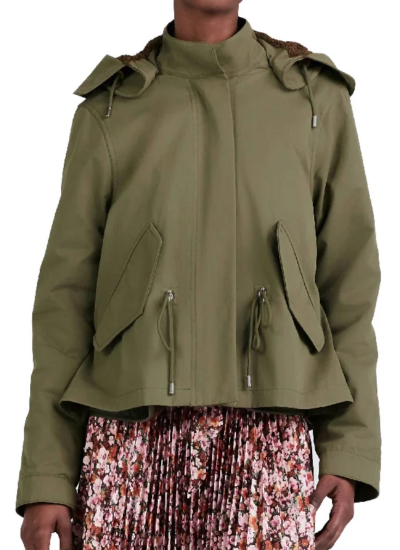 Break Fashion Norms Marisa Parka Coat In Army